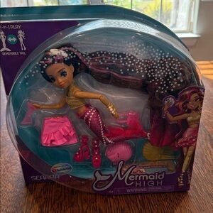 Mermaid High Fashion Doll Set - Searra